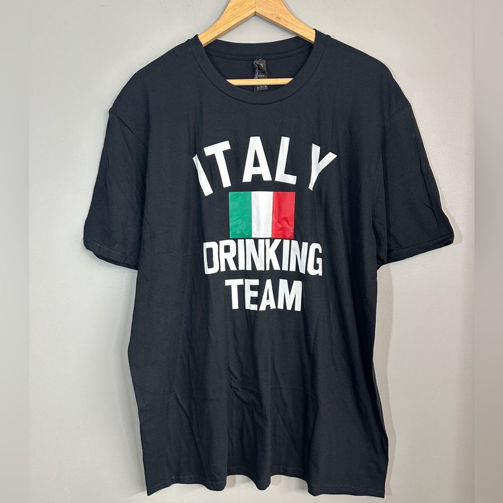 Italy Drinking Team Unisex Graphic TShirt Size XL Tee New with Tags!